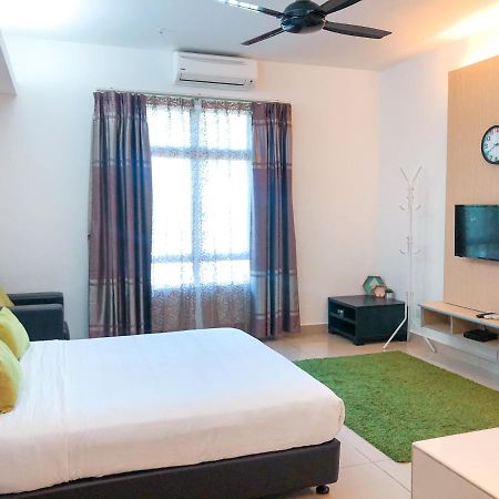 Agrima Studio Apartment Kota Bahru Luaran gambar